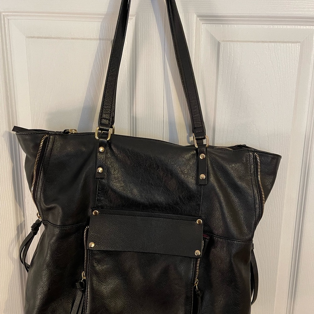 Kooba Everette Tote Leather Black/Gold